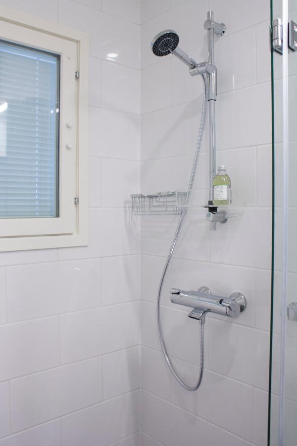 Studio 7, Air-Conditioned, 1 Free Parking, Calm Own Entrance Jyvaskyla Exterior photo